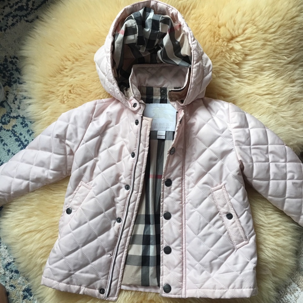 Milkshake pink Burberry Quilted coat 🧥 2T